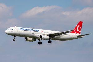 Türk Hava Yolları THY Kabin memuru başvuru şartları ve tarihleri 2023